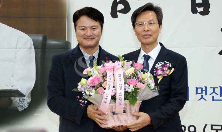 김태우 강서구청장의 퇴임축하.