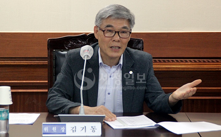 김기동 선거관리위원장.