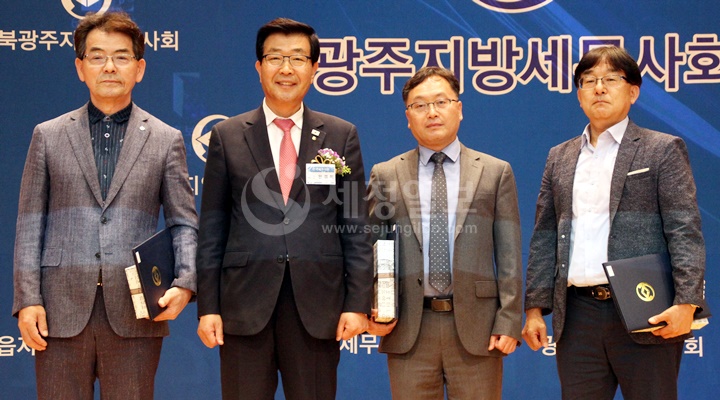 공로상 수상자들.