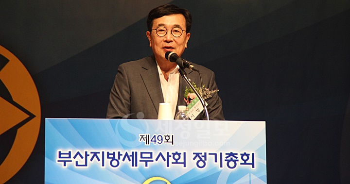 국민의힘 서병수 국회의원이 축사를 하고 있다.