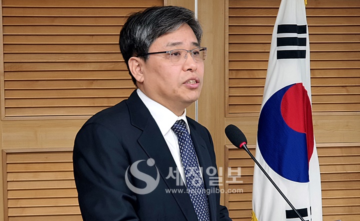 박명호 홍익대 교수.