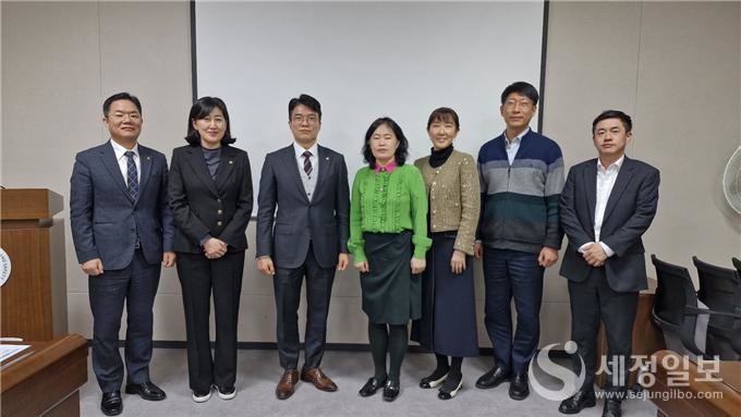 지난달 28일 행안부와 세무사회 관계자들이 위택스 시스템 개편과 관련 협의를 가졌다.