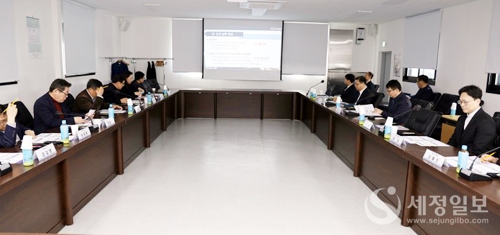 인천지방세무사회 회의실에서 진행된 2023년 귀속 법인세신고 간담회 장면