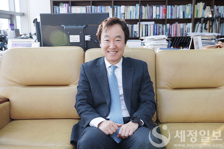 황성훈 세무법인 한맥 대표세무사.