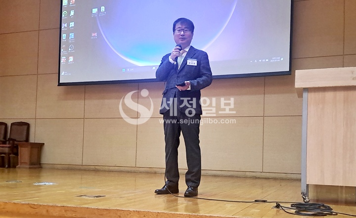 장보원 한국세무사고시회 회장이 인사말을 하고 있다.