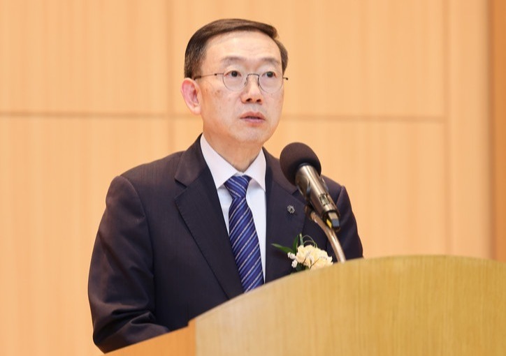 이명구 관세청장이 14(월) 오후 정부대전청사에서 열린 취임식에서 취임사를 하고 있다. [사진: 관세청]