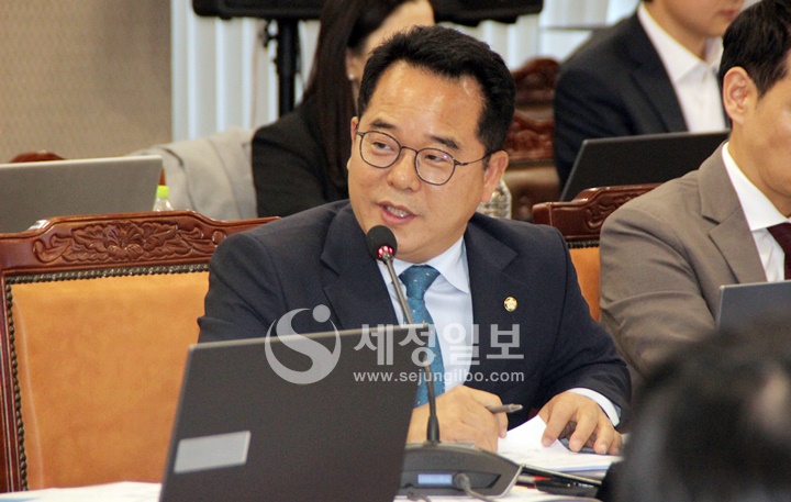 더불어민주당 민병덕 의원.