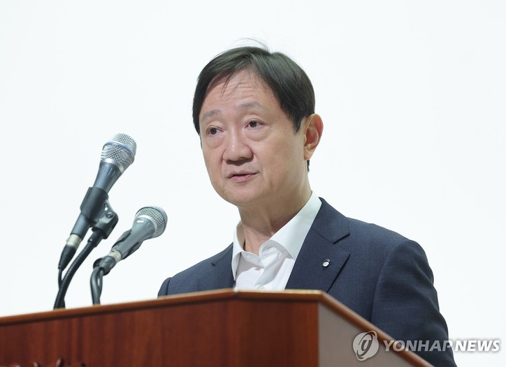 이찬진 금융감독원장이 29일 서울 여의도 금융감독원에서 열린 금융소비자 보호 강화를 위한 임직원 결의대회에서 발언하고 있다.